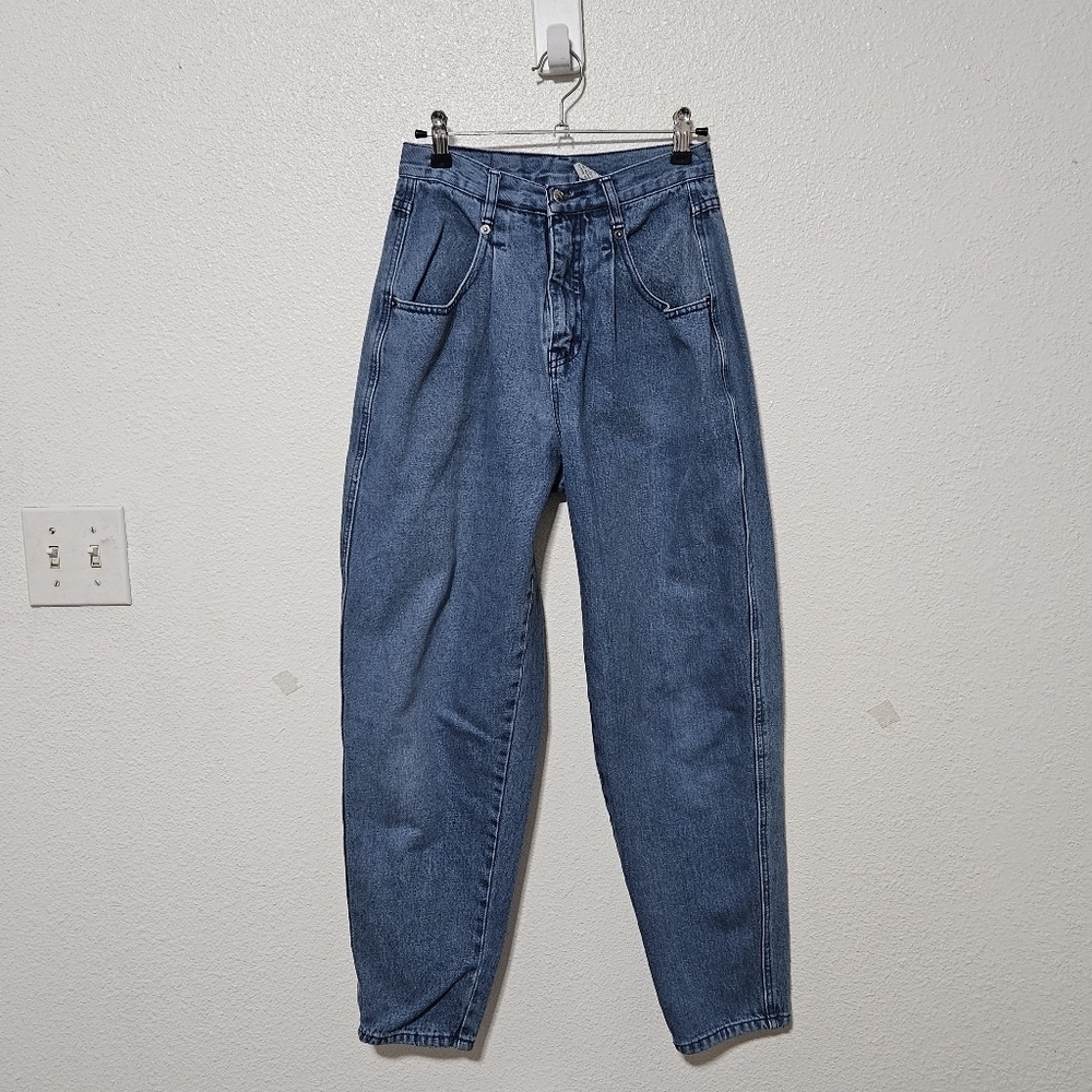 Brittania barrel leg jeans see description